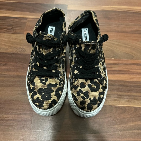 Steven Madden Leopard Print Platform Sneakers - Picture 1 of 5